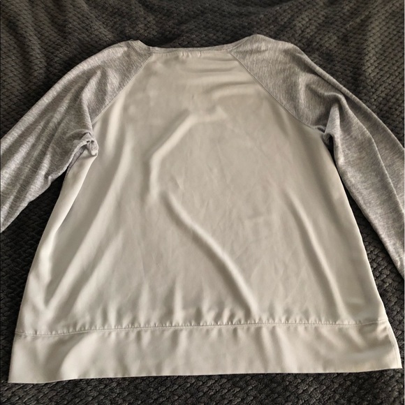 J Crew Lightweight Sweater size XL - Picture 3 of 7